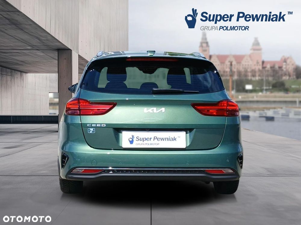 Kia Ceed 1.5 T-GDI M - 4