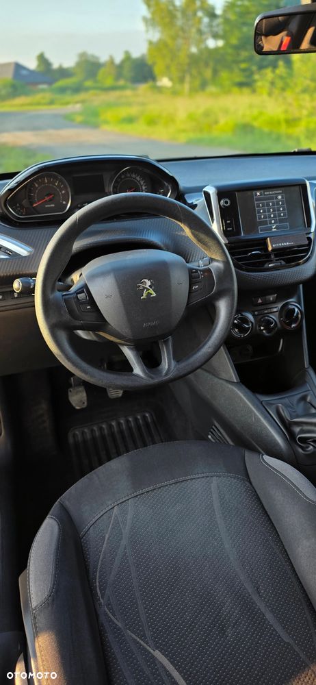 Peugeot 208 1.6 e-HDi Active STT - 10