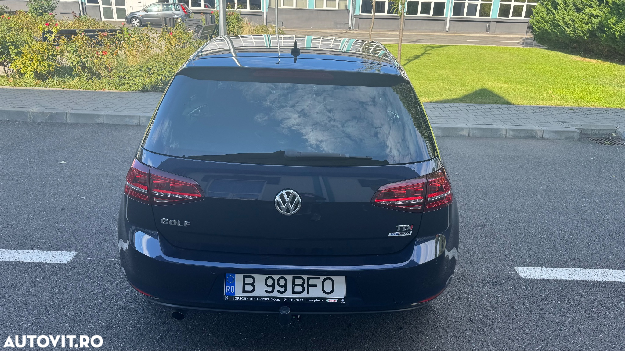Volkswagen Golf Variant 1.6 TDI (BlueMotion Technology) DSG Trendline - 8
