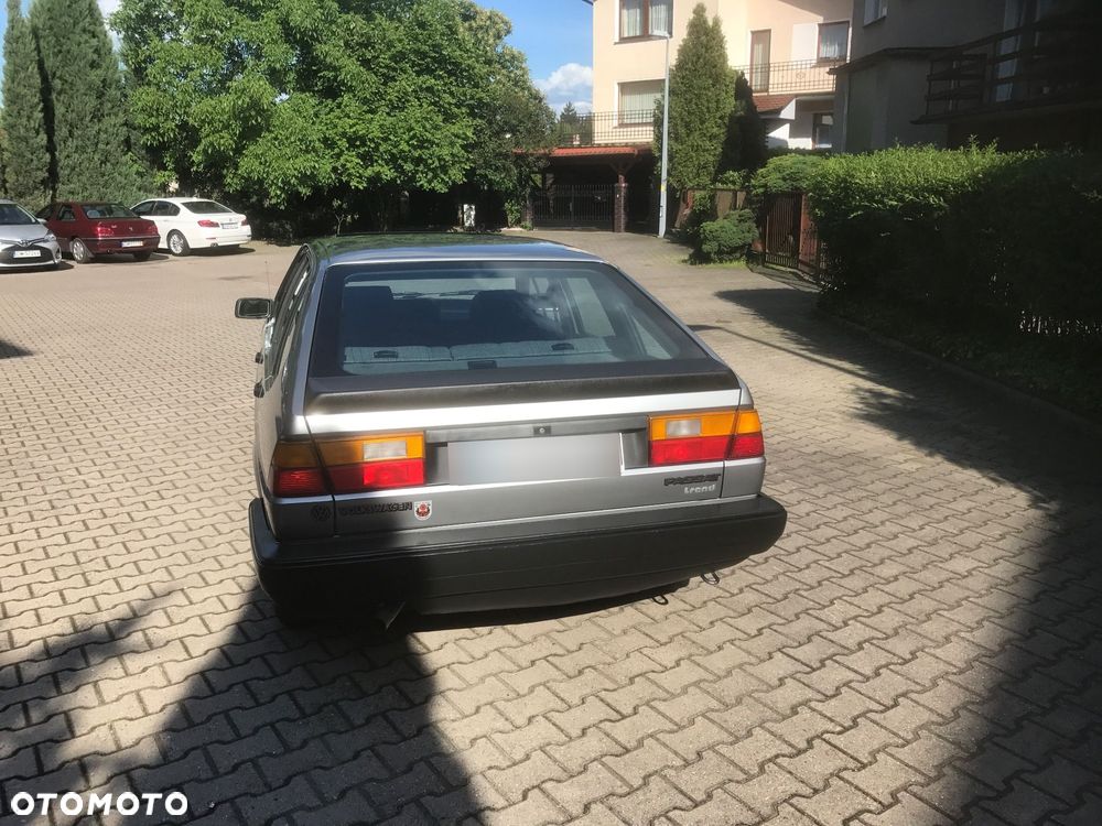 Volkswagen Passat - 3