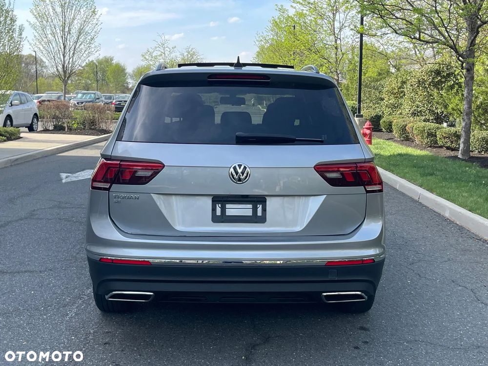 Volkswagen Tiguan - 8