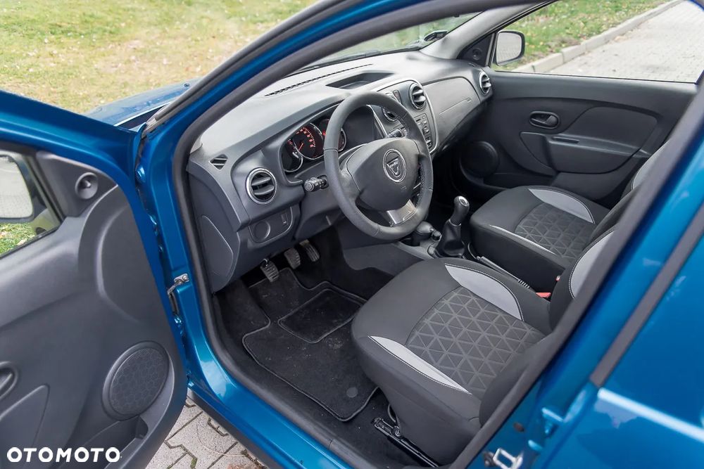 Dacia Sandero Stepway - 12