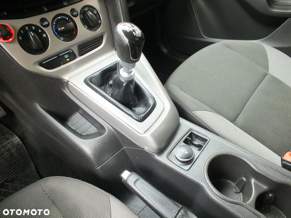 Ford Focus - 10