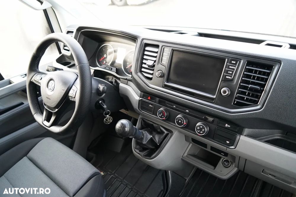 Volkswagen CRAFTER / CONTAINER / DHOLLANDIA LIFT / 2019 / TWIN / 3 LOCURI / - 27