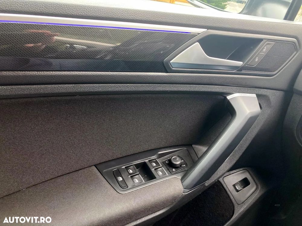 Volkswagen Passat 2.0 TDI SCR DSG Elegance - 14