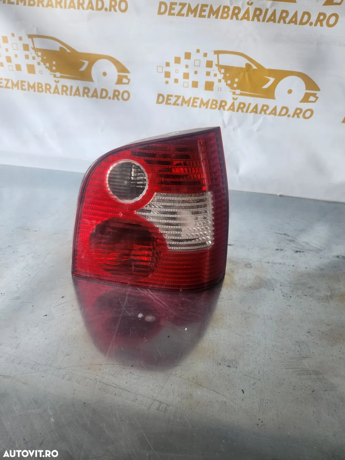 Lampa Stop Tripla Dreapta Vw Polo 9N - Dezmembrari Arad - 3