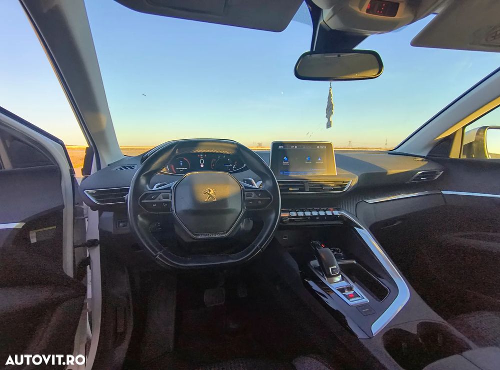 Peugeot 3008 1.6 BlueHDI S&S EAT6 Active - 11