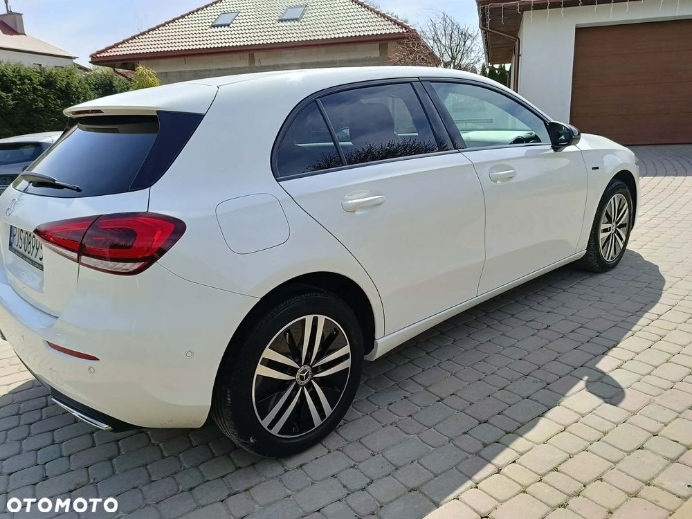 Mercedes-Benz Klasa A 250 E 8G-DCT Progressive - 9