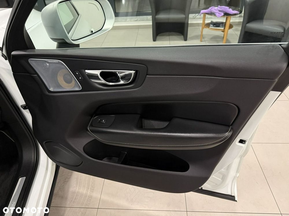 Volvo XC 60 - 27