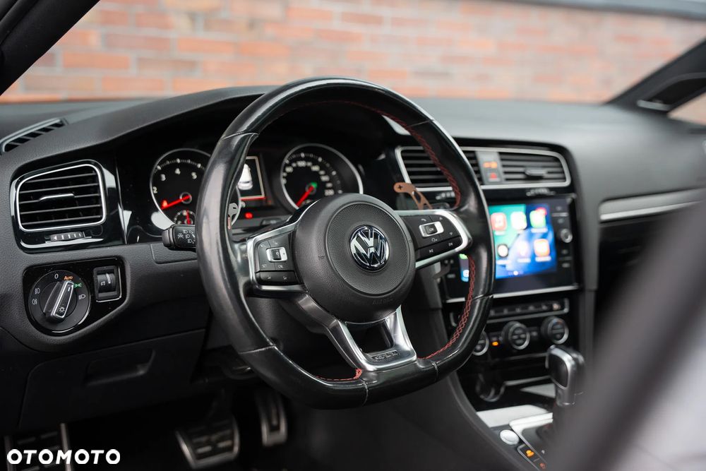 Volkswagen Golf ver-2-0-gti-dsg - 22