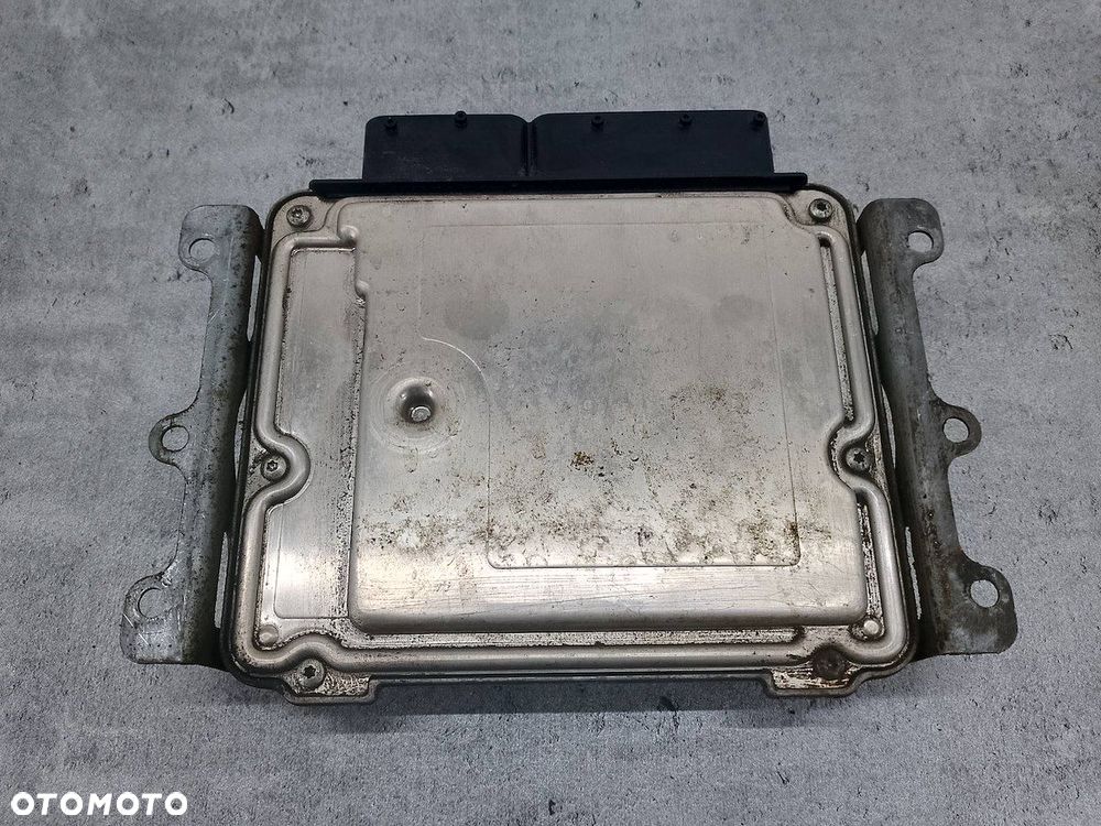 KOMPUTER, STEROWNIK ALFA ROMEO GT II 55195464 0281011511 1.9 JTD - 3