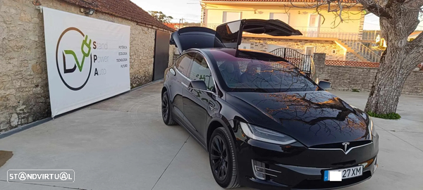 Tesla Model X 100D