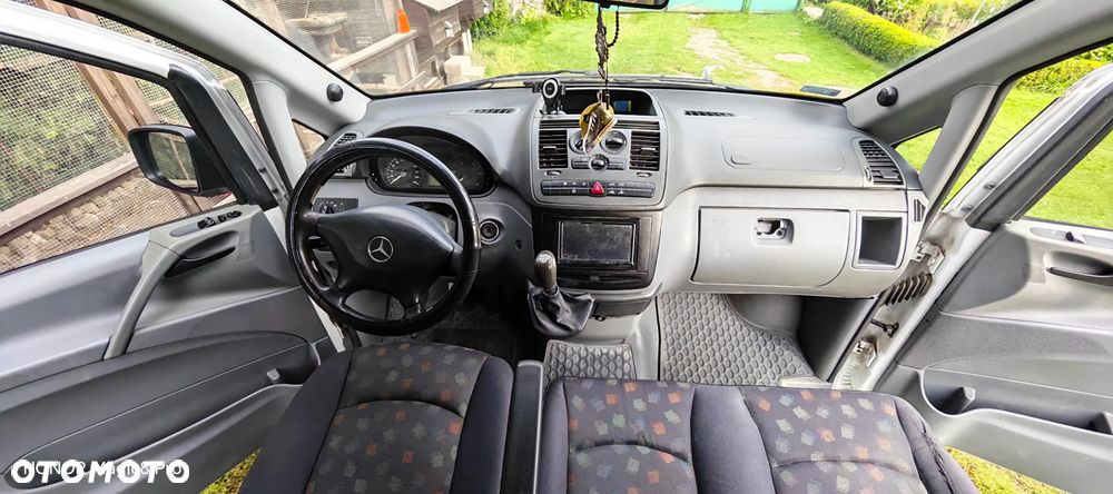 Mercedes-Benz Vito Univan 639.603 - 8
