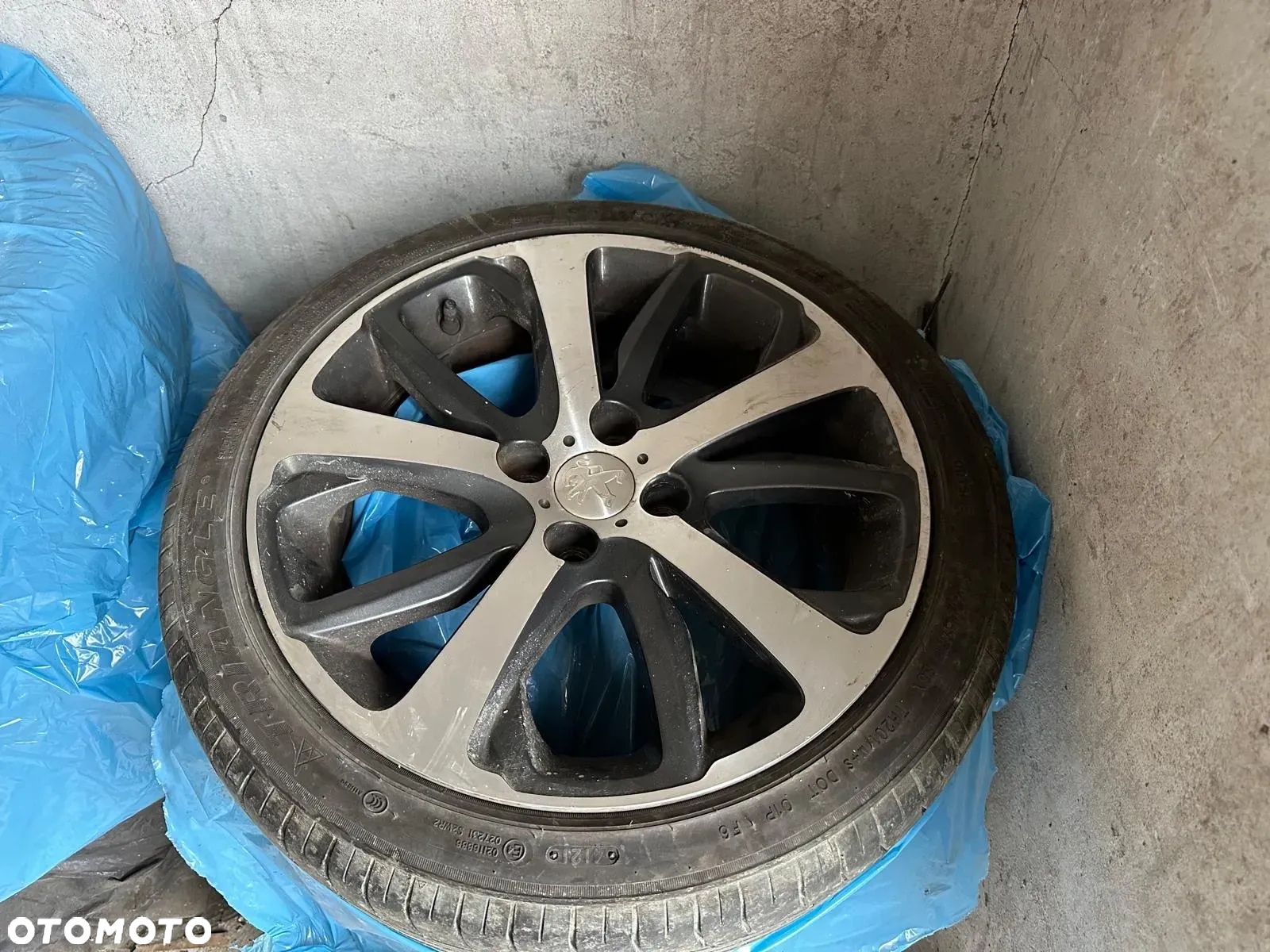 Peugeot 208 1.2 PureTech GPF Signature S&S - 15