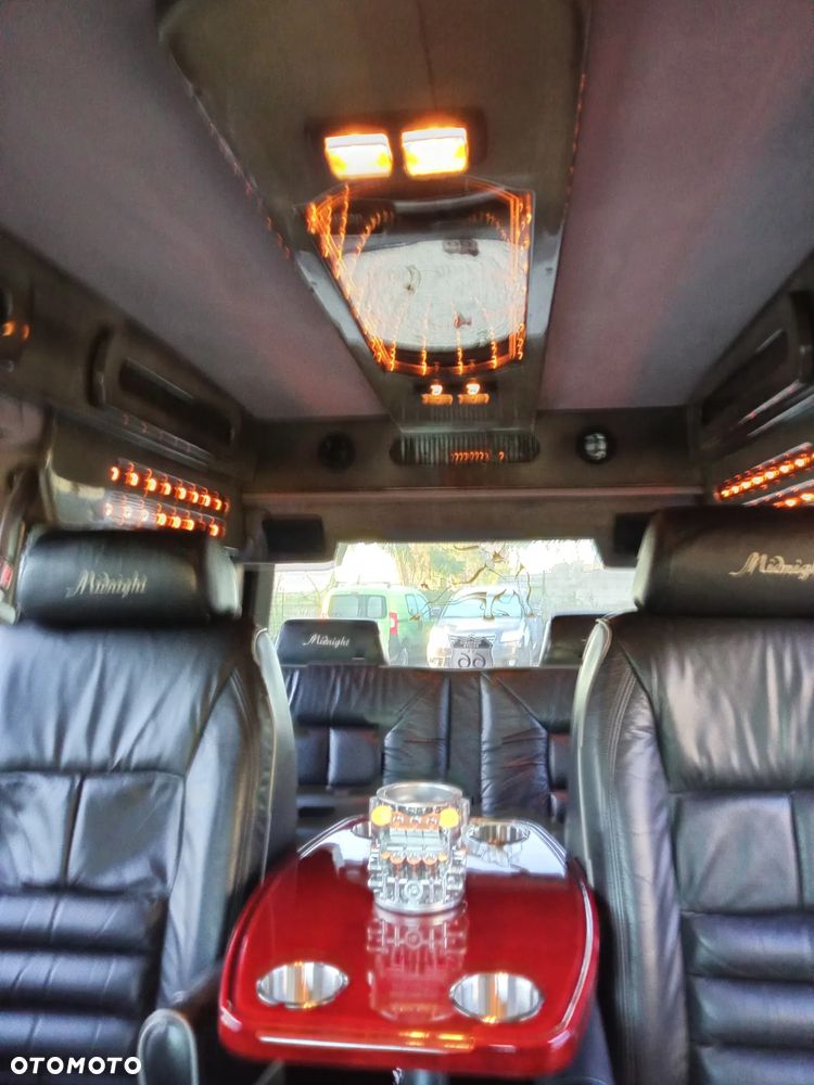 Chevrolet Astro - 14