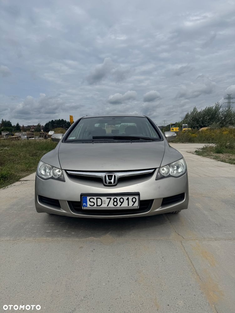 Honda Civic 1.8 Executive - 15