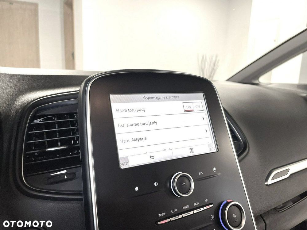 Renault Scenic 1.5 dCi Zen - 25