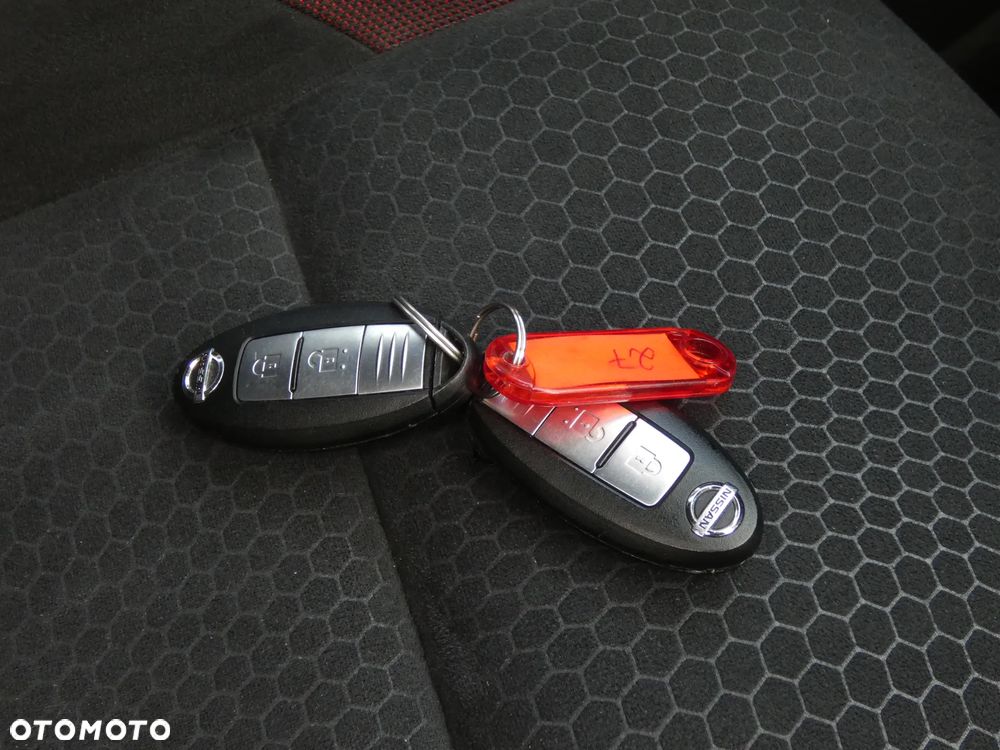 Nissan Juke 1.6 Tekna S&S - 32