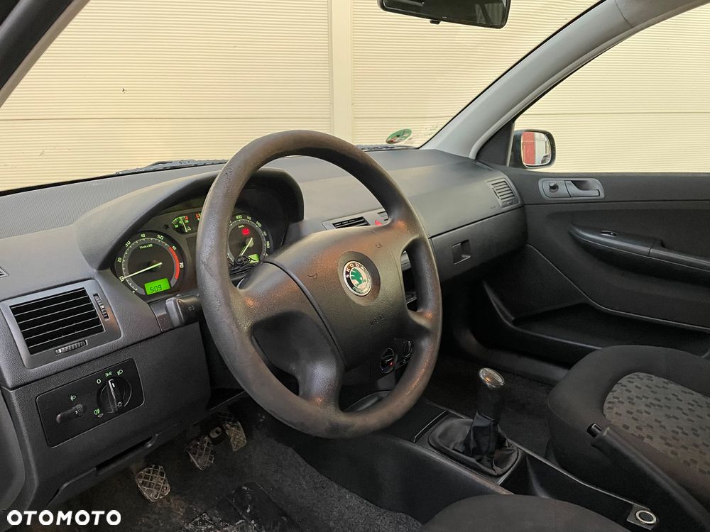 Skoda Fabia - 14