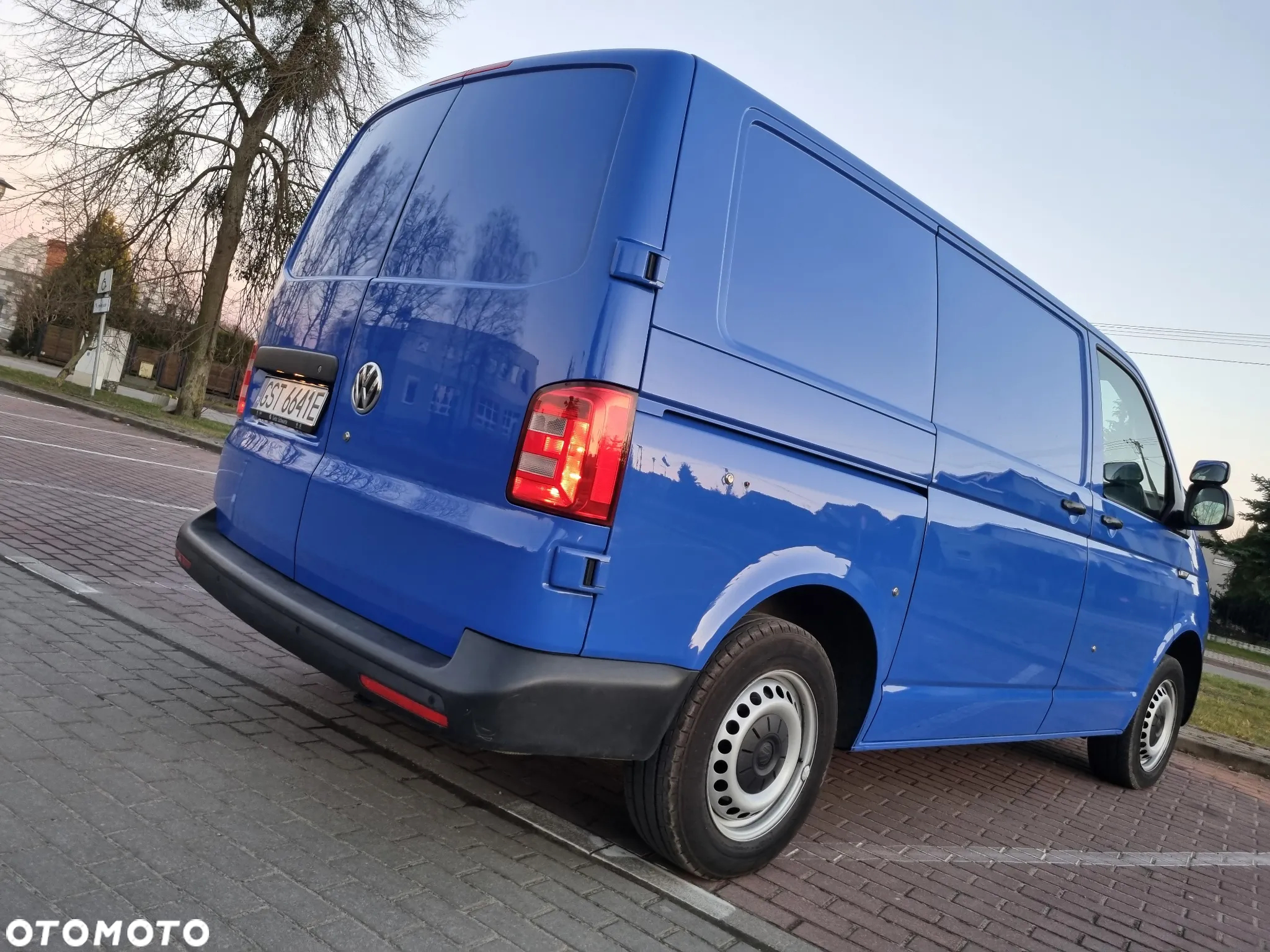 Volkswagen Transporter T6 - 2