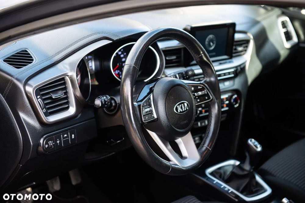 Kia Ceed 1.4 Business Line - 20