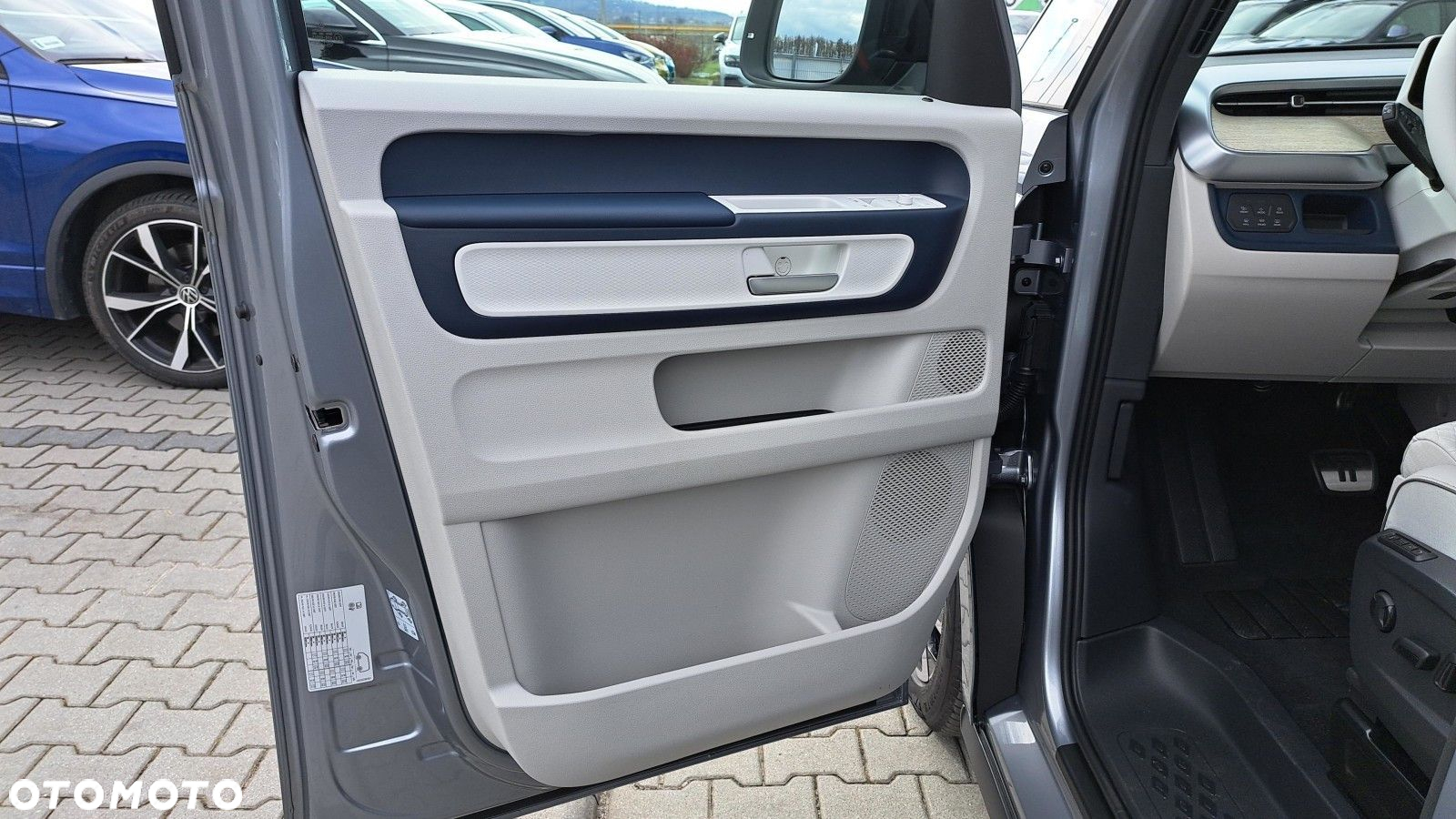 Volkswagen ID. Buzz - 14