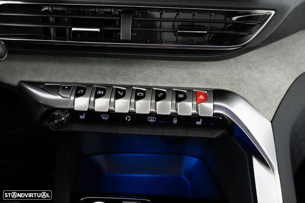 Peugeot 3008 1.6 Hybrid4 GT e-EAT8 - 30