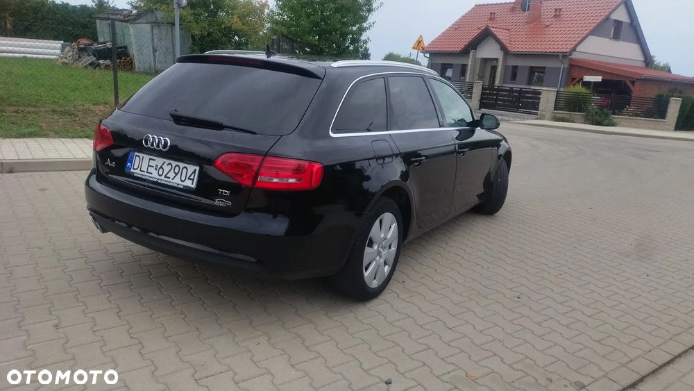 Audi A4 Avant 2.0 TDI DPF clean diesel Ambiente - 16