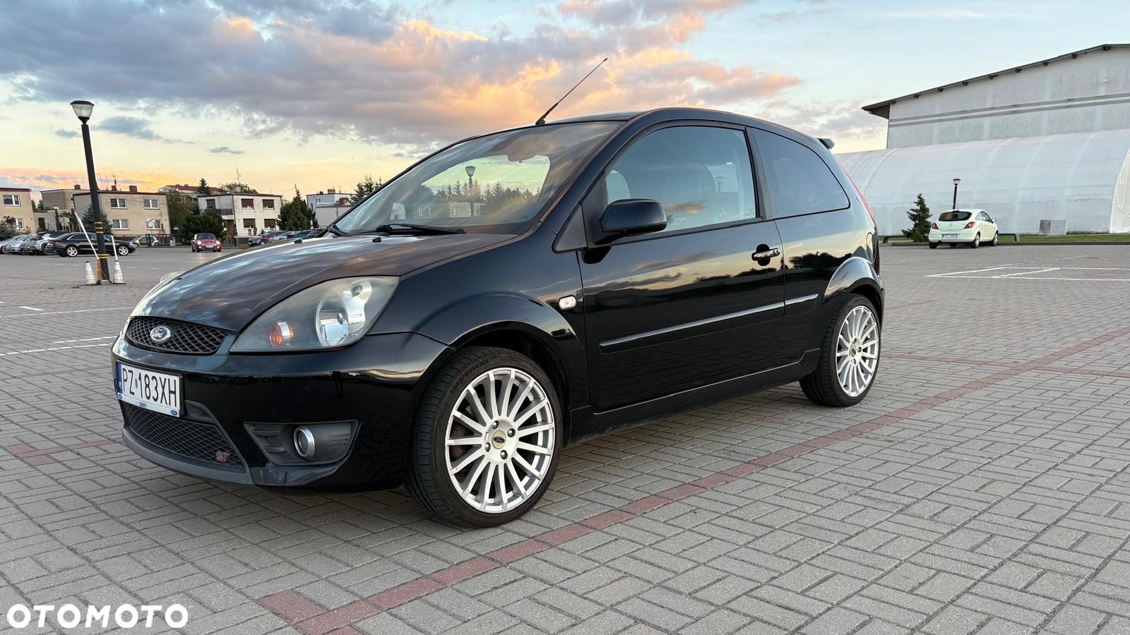 Ford Fiesta 2.0 ST - 21