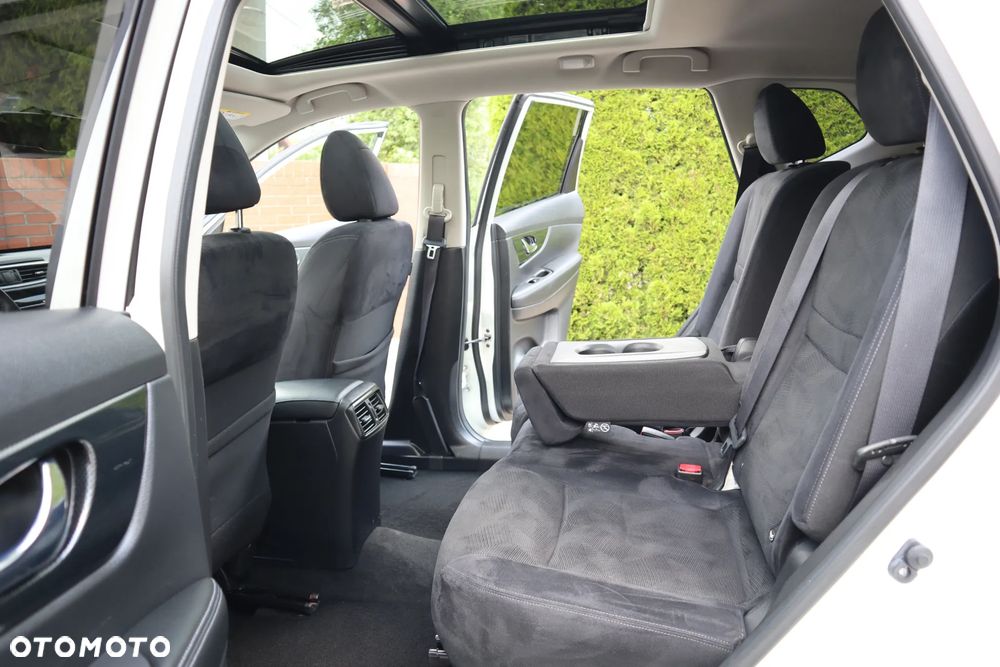 Nissan X-Trail 1.6 DCi N-Connecta - 14