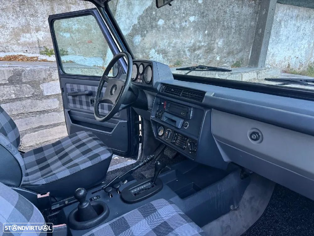 Mercedes-Benz G 300 - 20