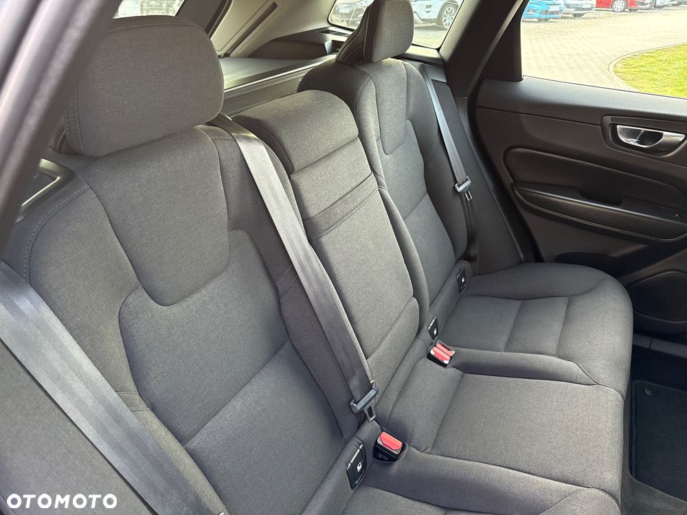 Volvo XC 60 Diesel Momentum - 24