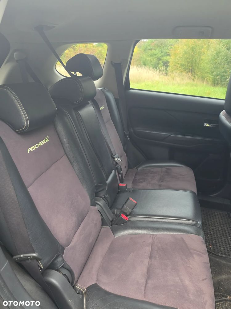 Mitsubishi Outlander 2014 photo 5