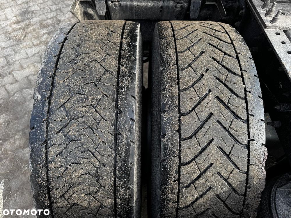 Renault T480 Sleeper Cab - 13