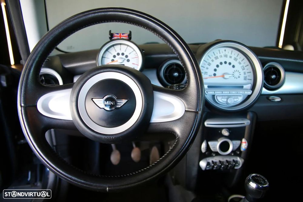 MINI 3 Portas Cooper - 15