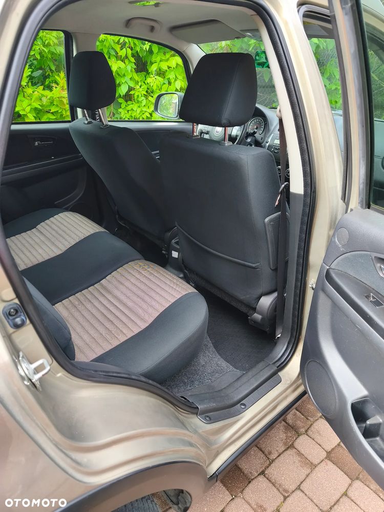 Fiat Sedici 1.9 Multijet DPF 4x4 Dynamic - 4