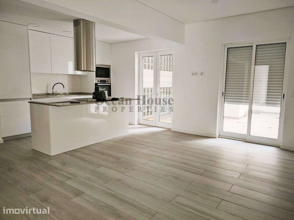 Apartamento T3 totalmente renovado no centro de Portimão - Grande imagem: 4/13