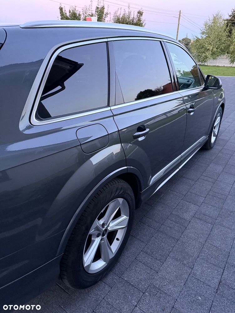 Audi Q7 - 7