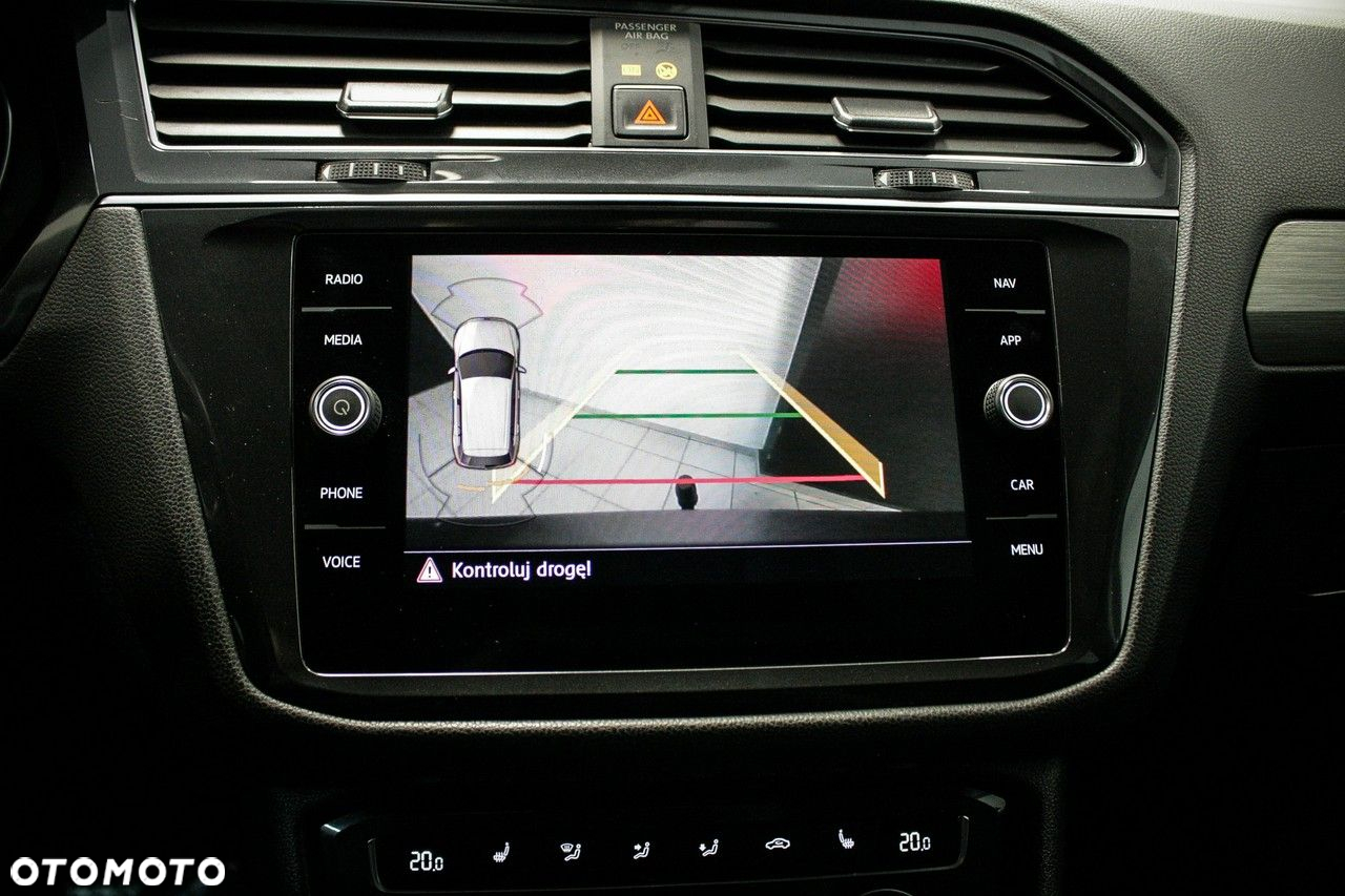 Volkswagen Tiguan - 19