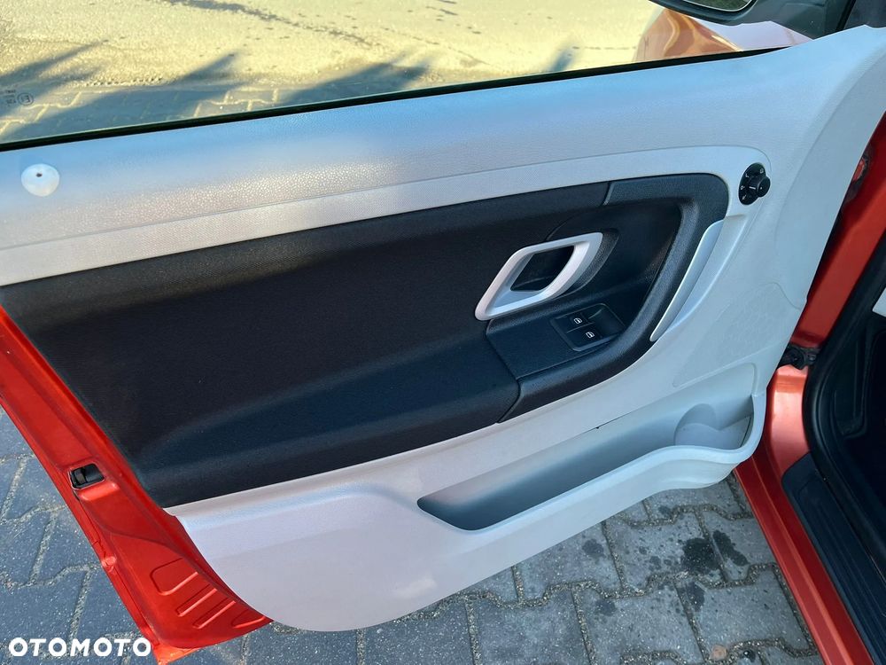 Skoda Fabia 1.4 16V Active Plus - 14