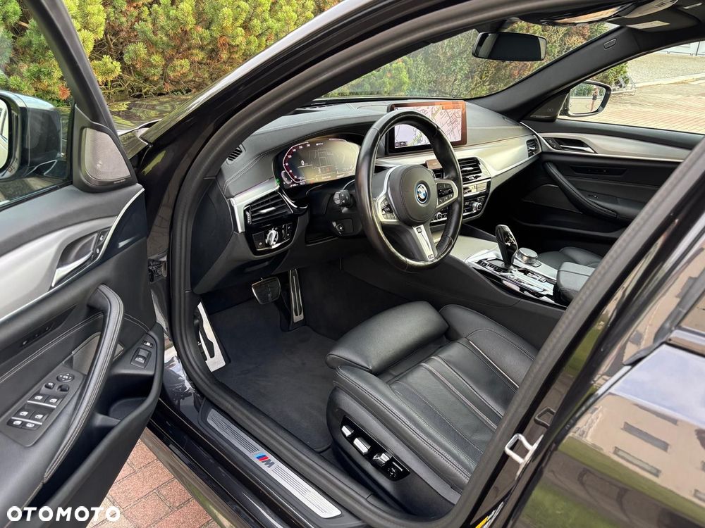 BMW Seria 5 530e M Sport sport - 9
