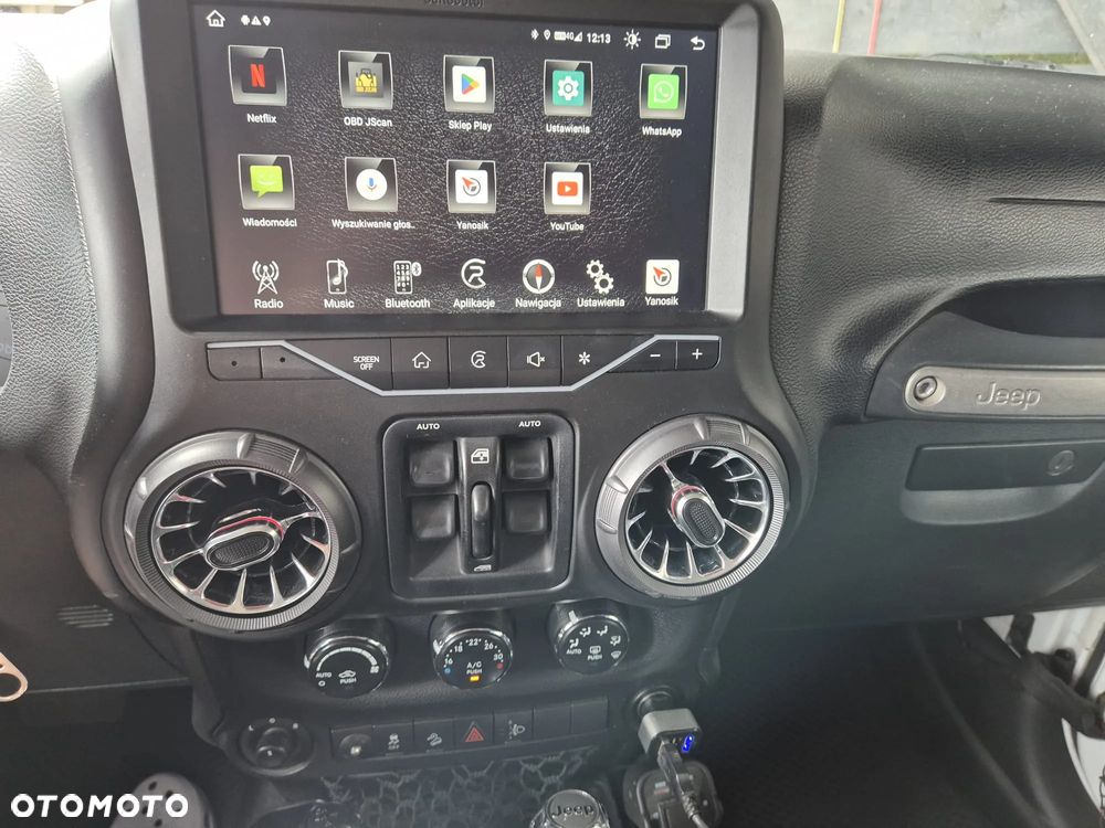 Jeep Wrangler 2.8 CRD Unlim Sport - 10