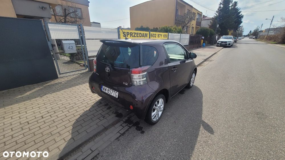 Toyota iQ 1.0 Sol EU5 - 2