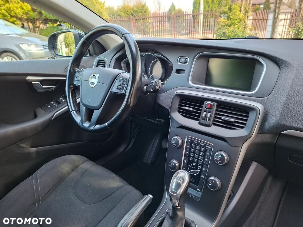 Volvo V40 - 20