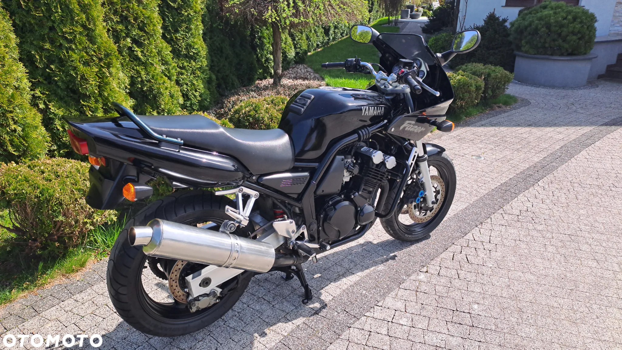 Yamaha FZS - 7