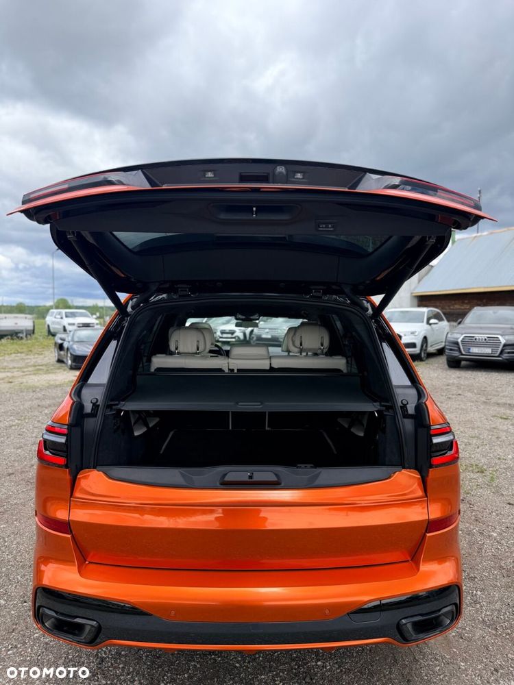 BMW X7 - 14