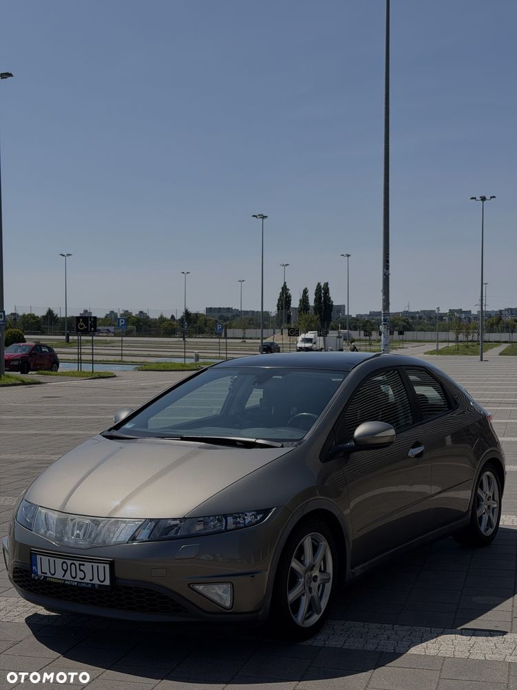 Honda Civic 1.8 Comfort - 1
