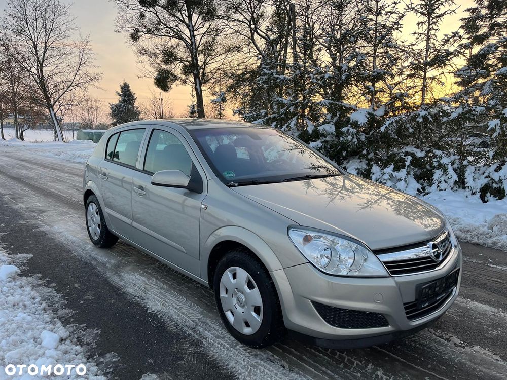 Opel Astra 1.6 Innovation - 9