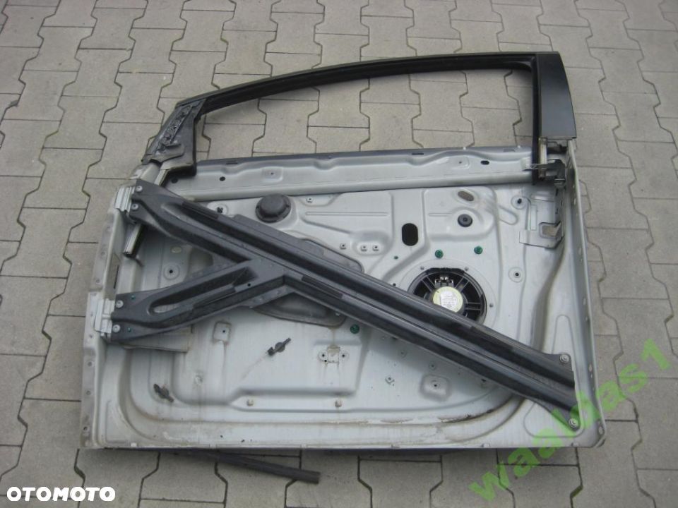 VW GOLF V 5 6 PLUS DRZWI PRZÓD LEWE