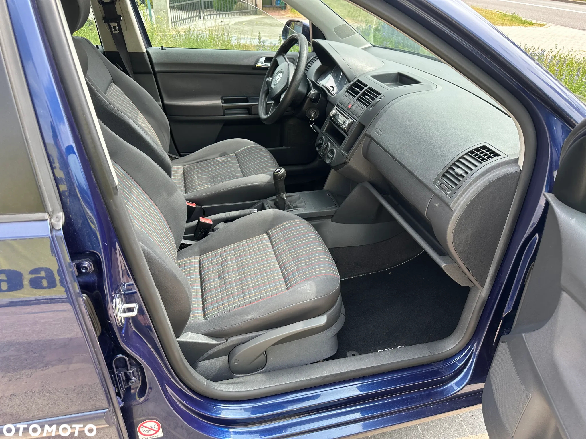 Volkswagen Polo 1.4 16V Comfortline - 18